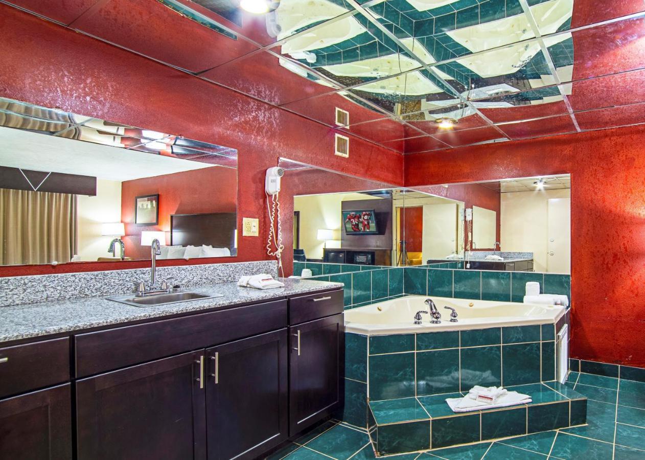 Red Roof Inn & Suites Greenwood, Sc Zewnętrze zdjęcie