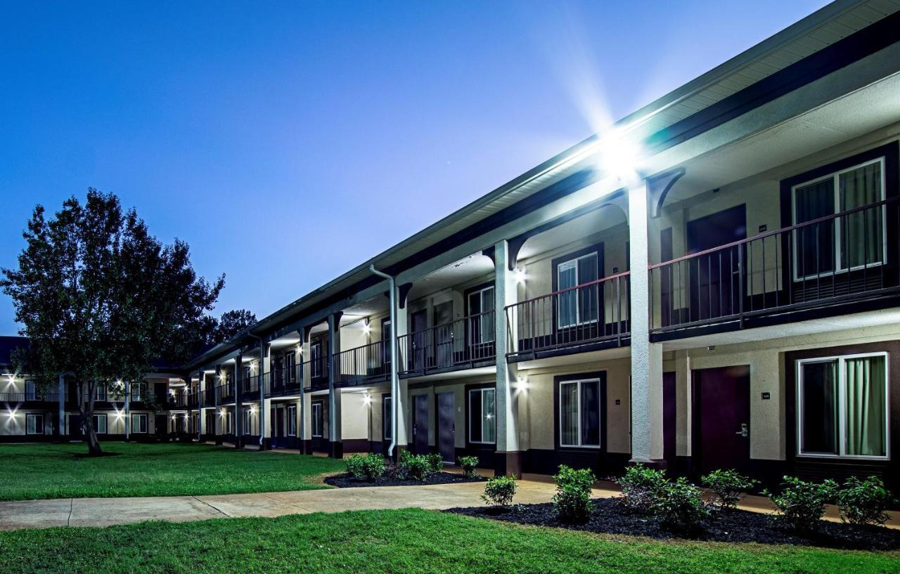 Red Roof Inn & Suites Greenwood, Sc Zewnętrze zdjęcie