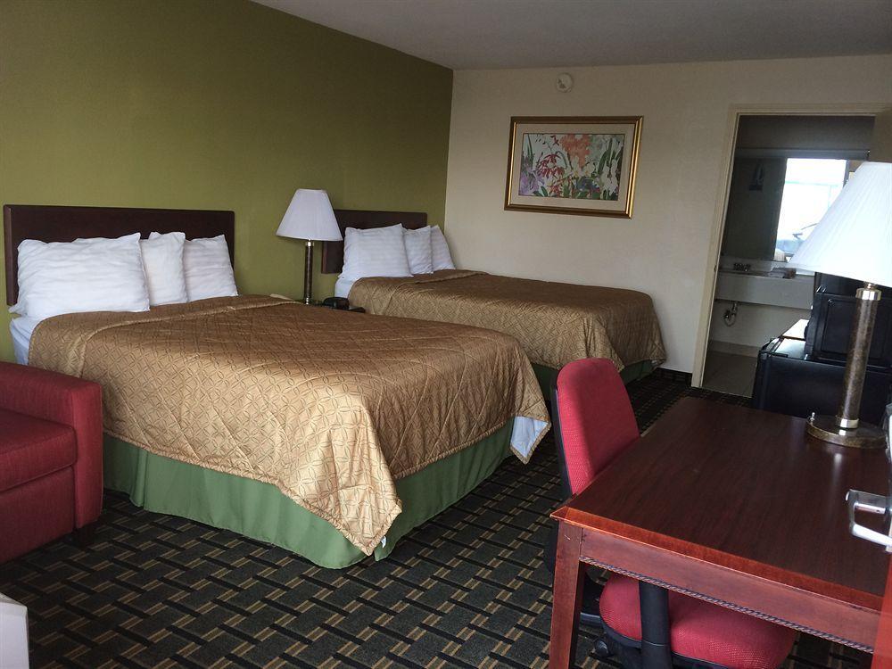 Red Roof Inn & Suites Greenwood, Sc Zewnętrze zdjęcie