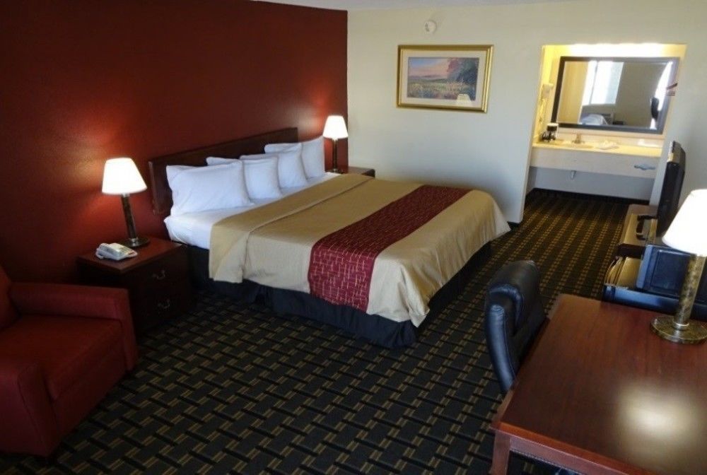 Red Roof Inn & Suites Greenwood, Sc Zewnętrze zdjęcie