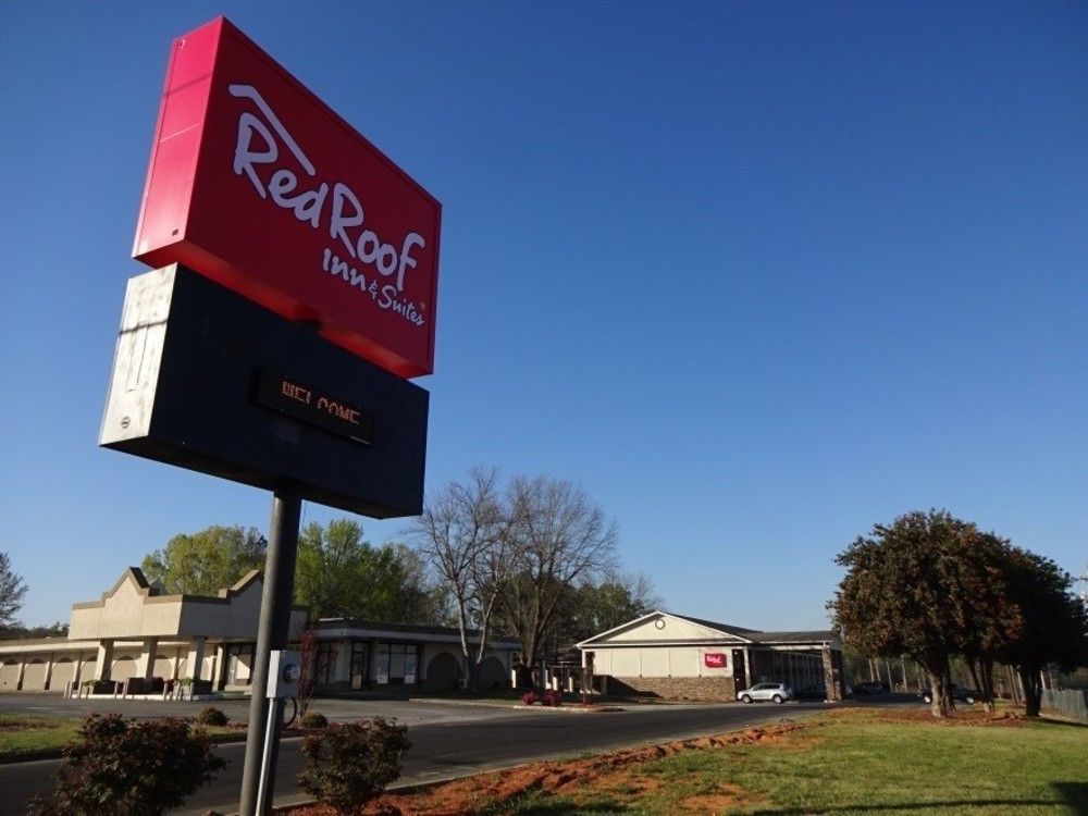 Red Roof Inn & Suites Greenwood, Sc Zewnętrze zdjęcie